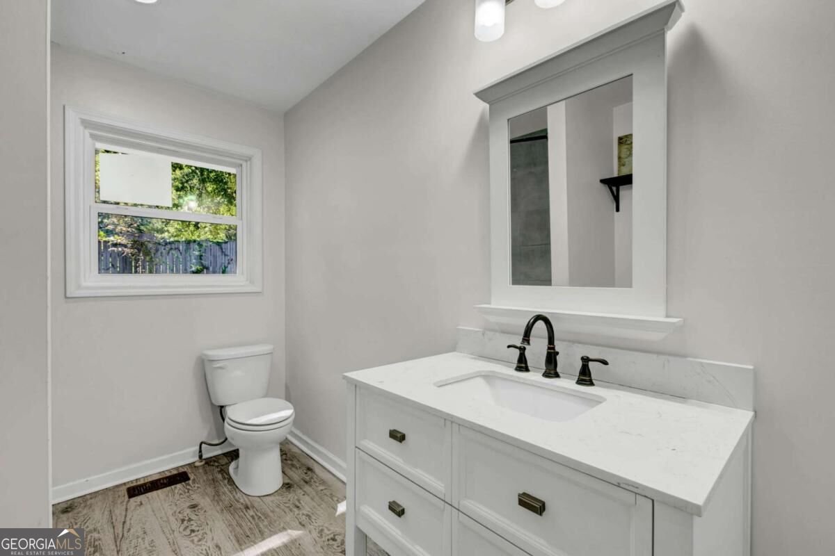 740 Tara Circle Atlanta - Photo 14