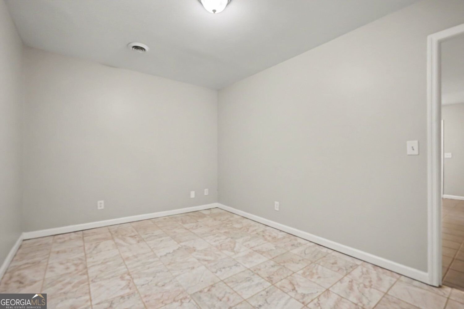 122 Davis Mill Court Lawrenceville - Photo 6