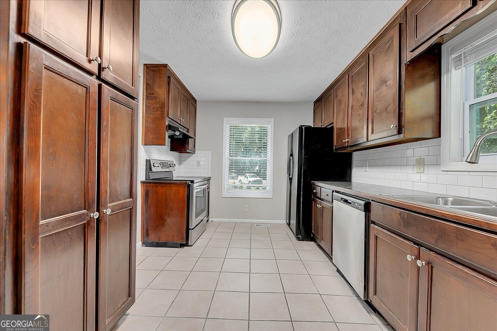 2486 Sawmill Road Marietta - Photo 11