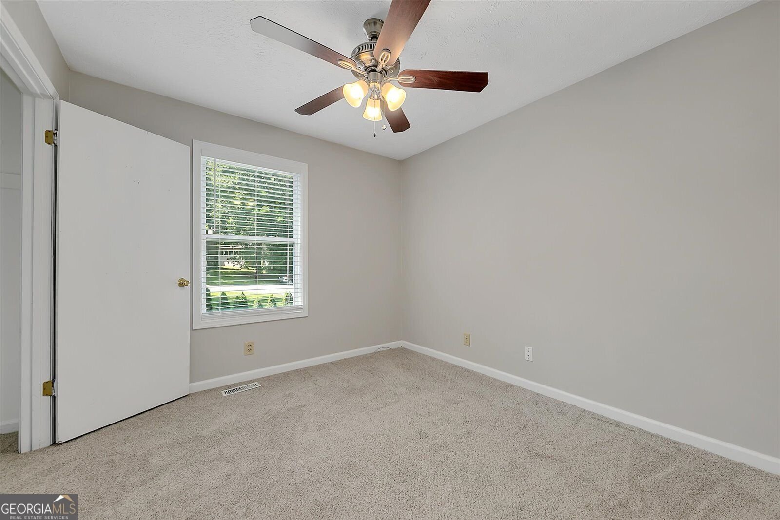 2486 Sawmill Road Marietta - Photo 18