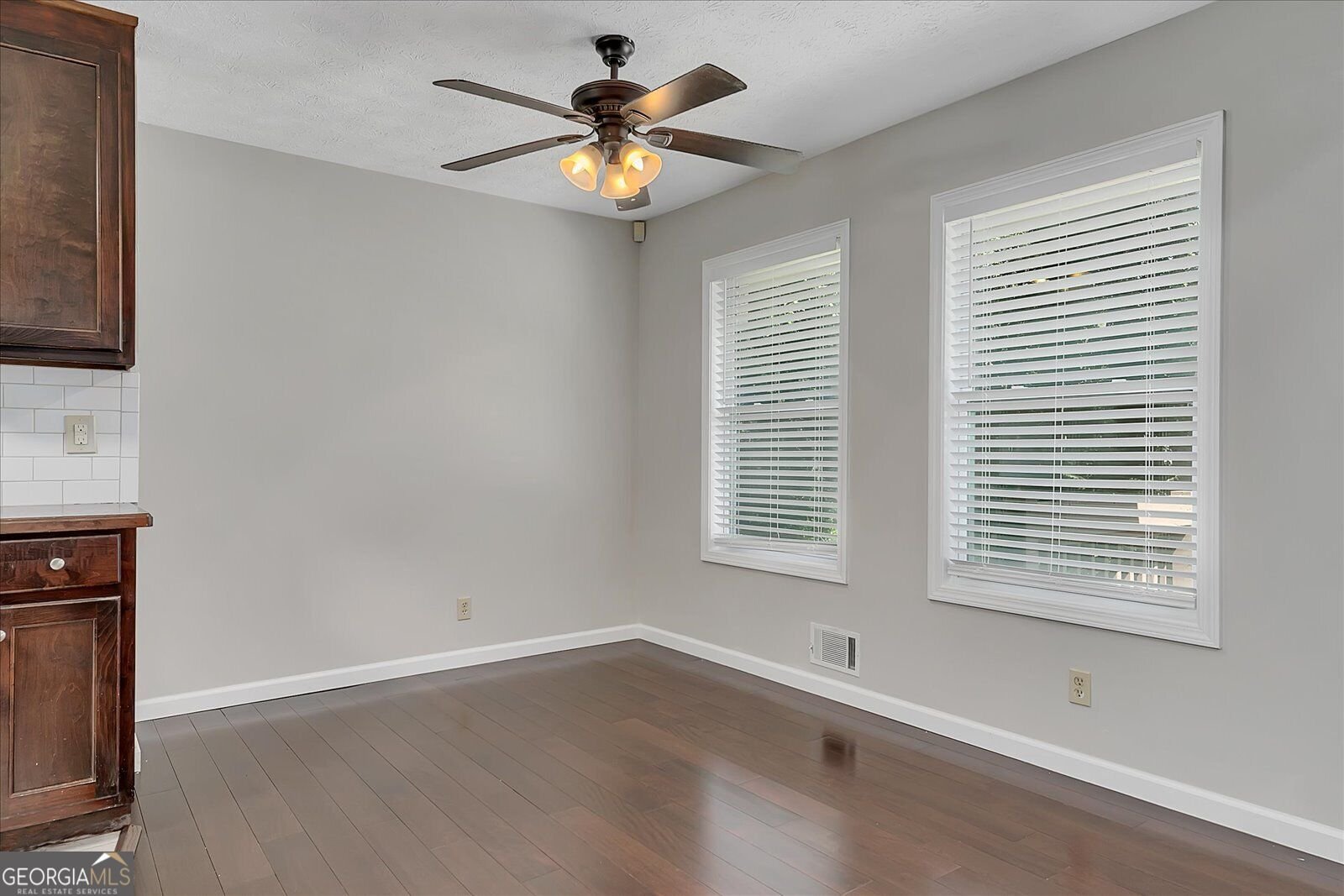 2486 Sawmill Road Marietta - Photo 9