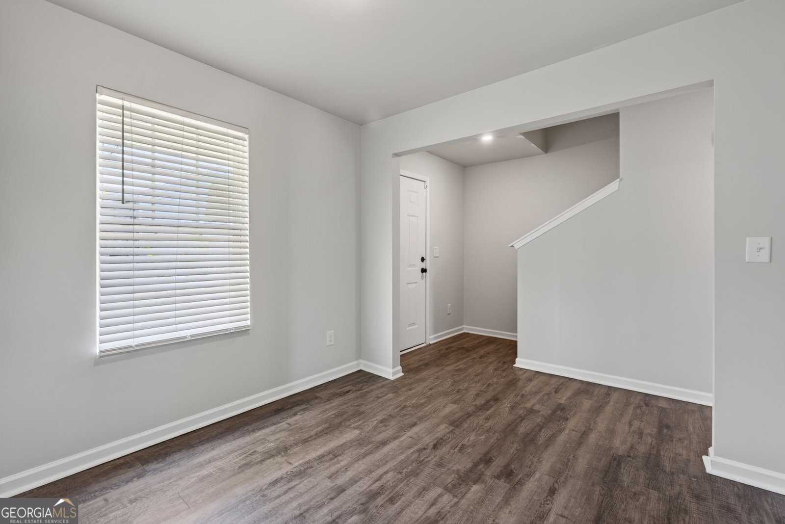 464 Hawthorn Trail Macon - Photo 11