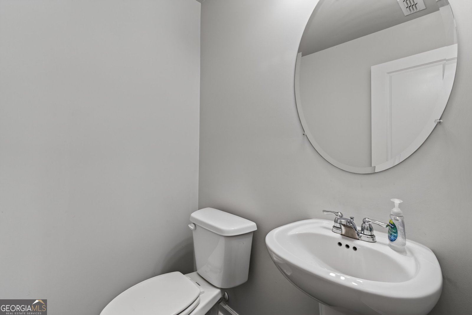 464 Hawthorn Trail Macon - Photo 13