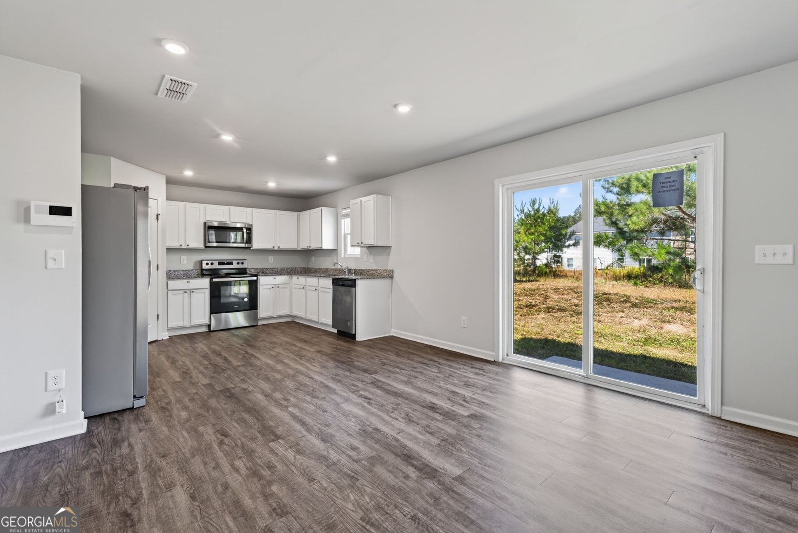 464 Hawthorn Trail Macon - Photo 16