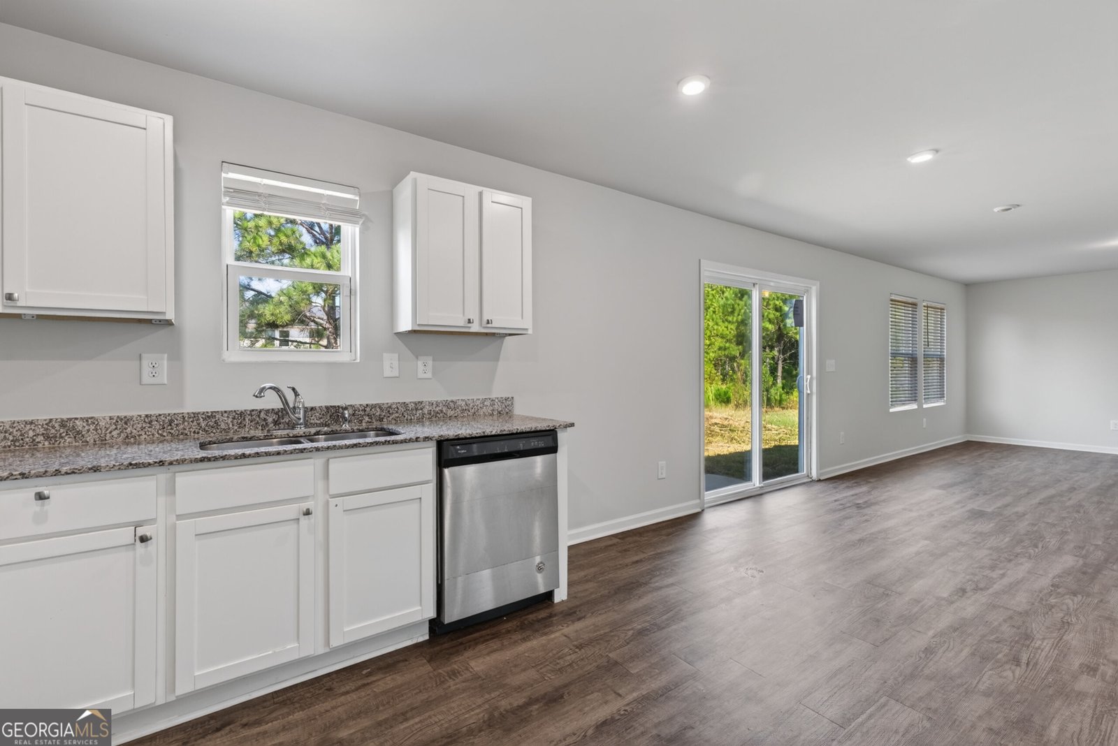 464 Hawthorn Trail Macon - Photo 21