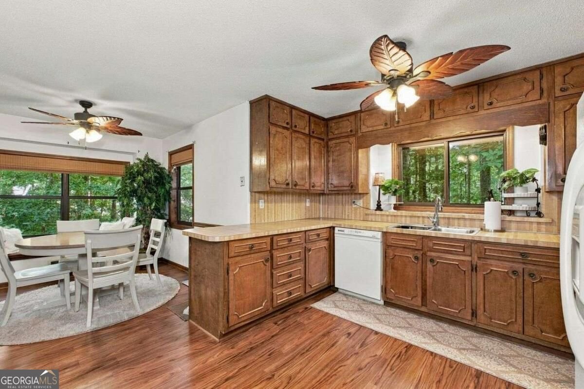 1455 Sumter Drive Marietta - Photo 12