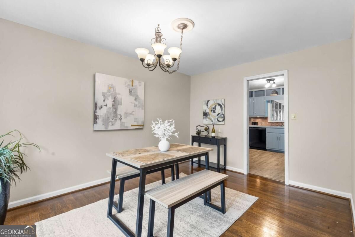2433 Kingscliff Drive Atlanta - Photo 10