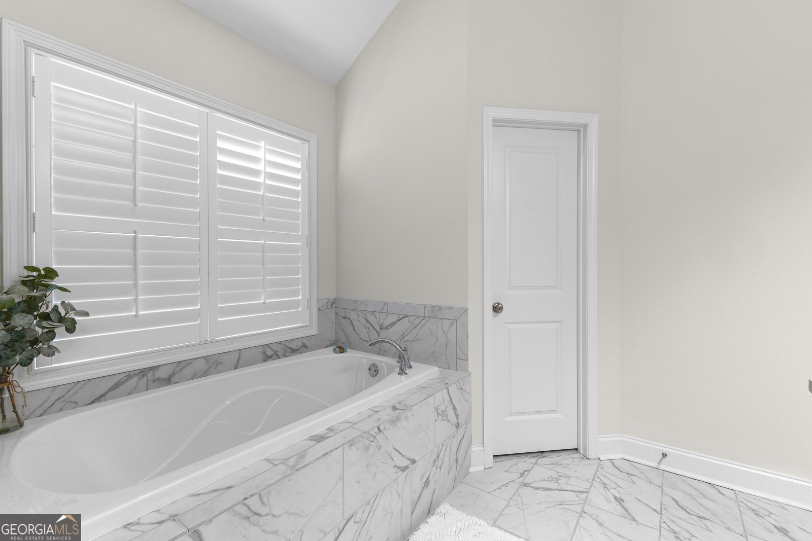 557 Lago Court Lagrange - Photo 16