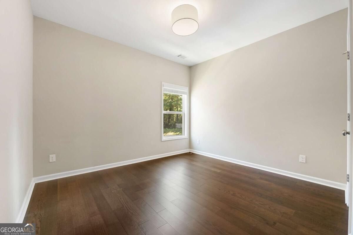 2049 Lakeview Bend Way Buford - Photo 28