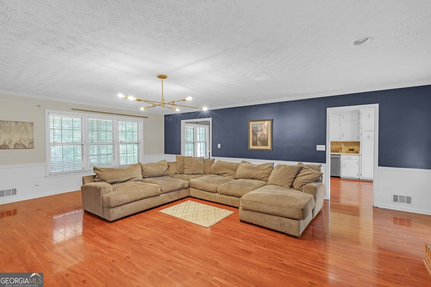 5728 Four Winds Court Lilburn - Photo 9