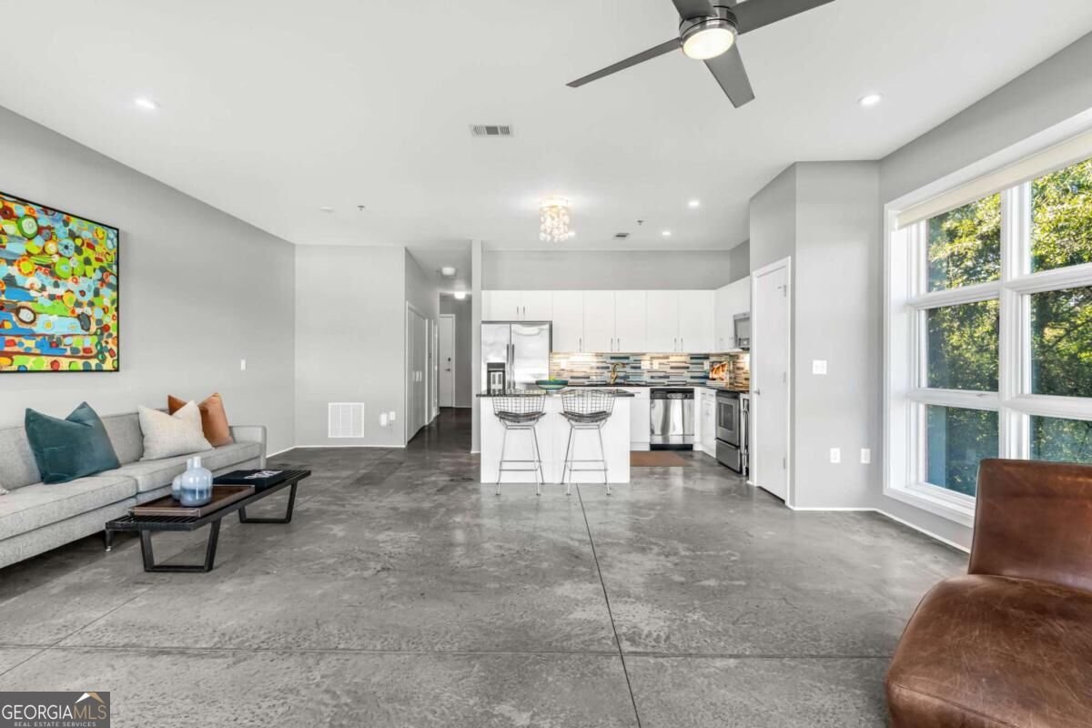 560 Dutch Valley Road Atlanta - Photo 18