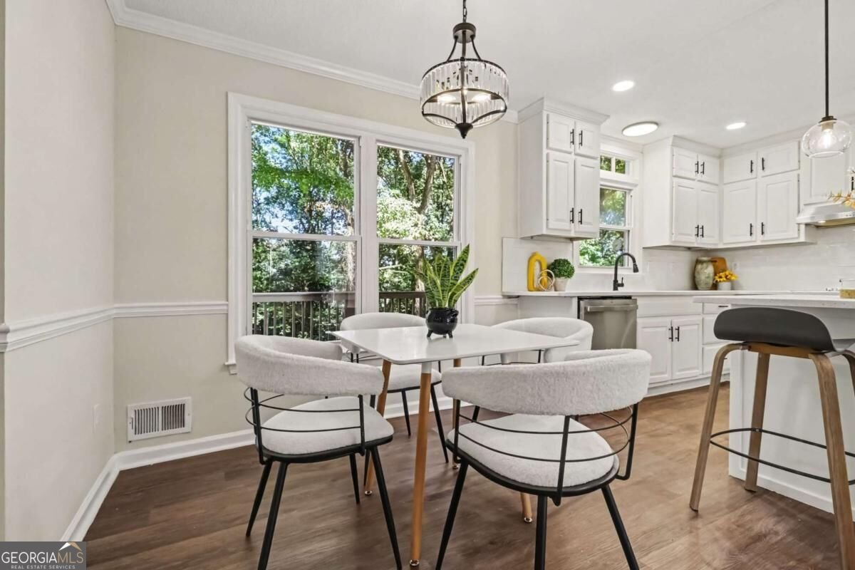 1419 Dunsford Circle Suwanee - Photo 12