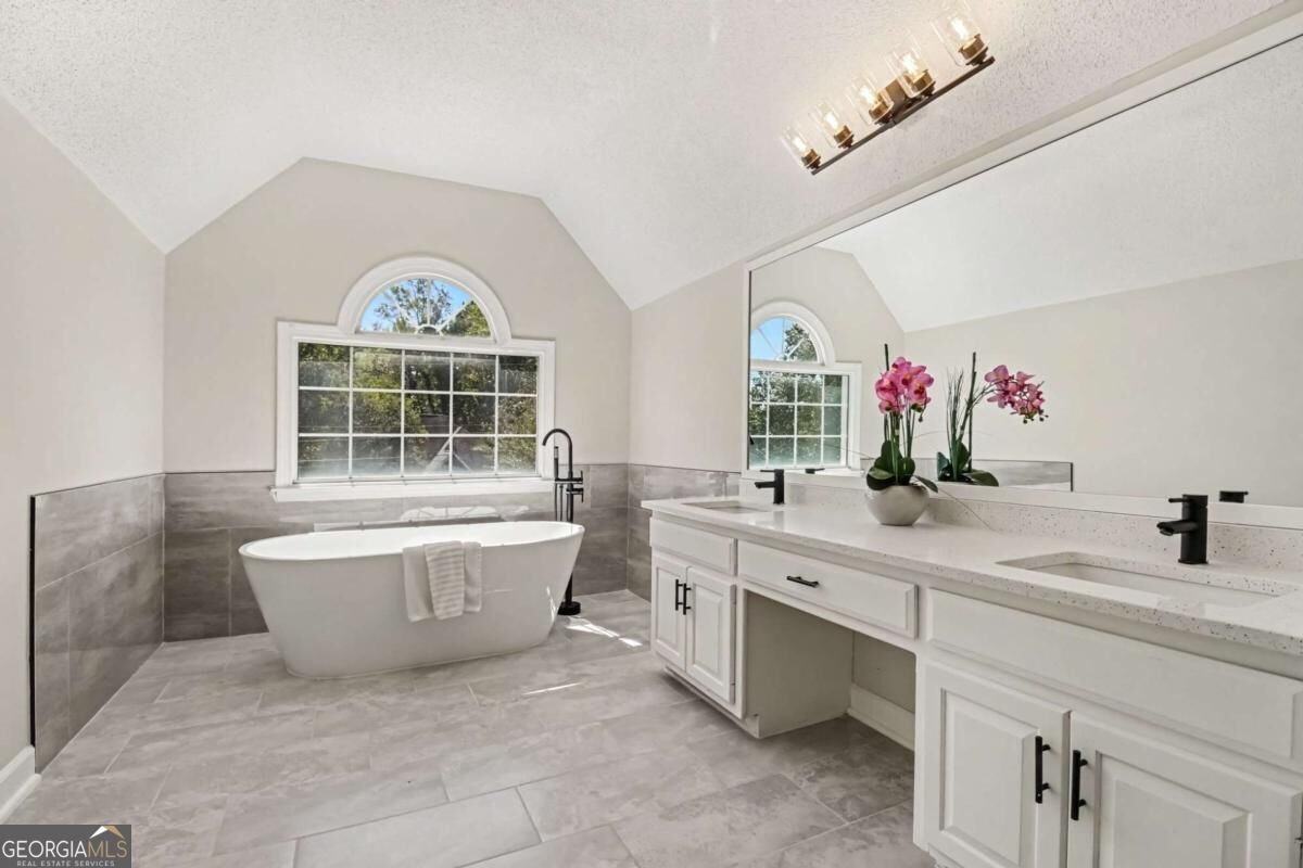 1419 Dunsford Circle Suwanee - Photo 18