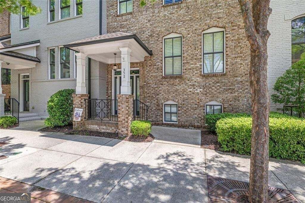 352 Suwanee Avenue Suwanee - Photo 10