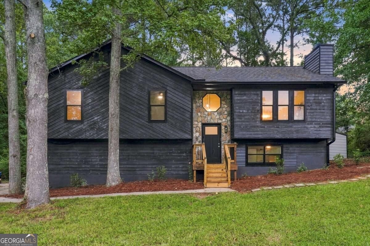 6311 Stoney Court Austell - main photo