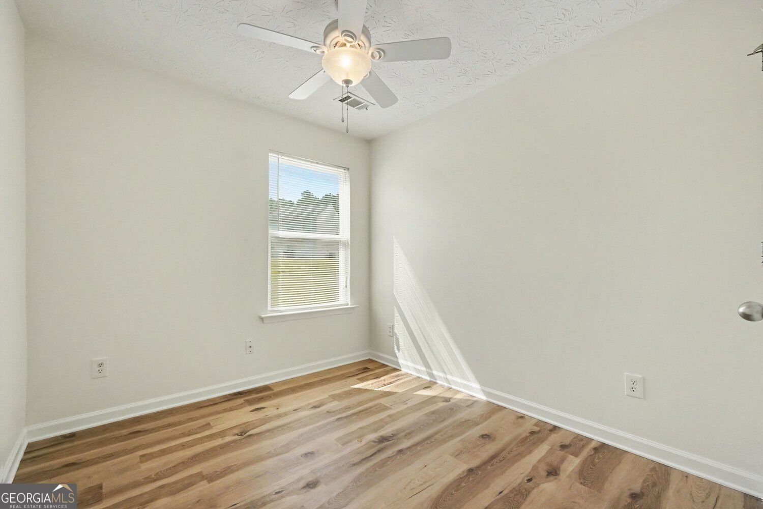9464 Lakeview Road Union City - Photo 13