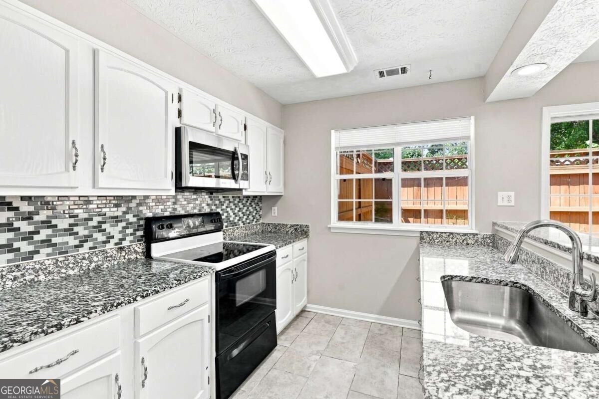 5557 Clover Rise Lane Norcross - Photo 11