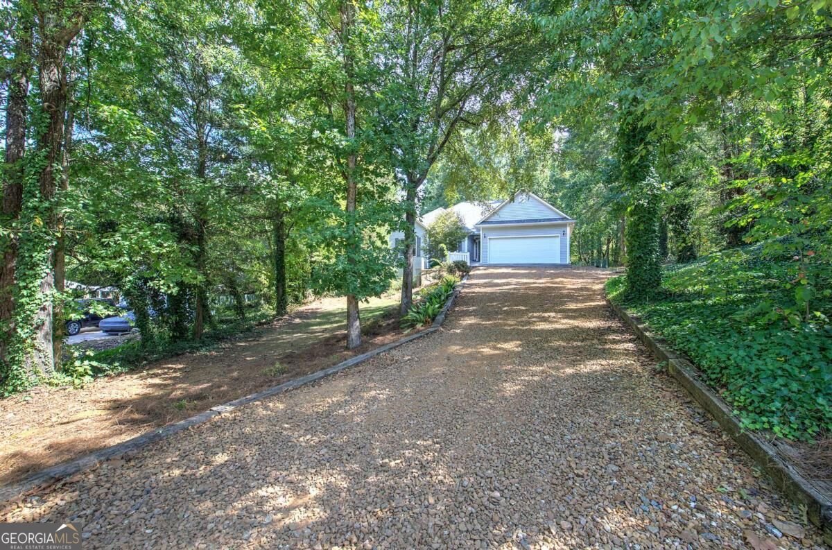 15 Willow Wood Lane Cartersville - main photo