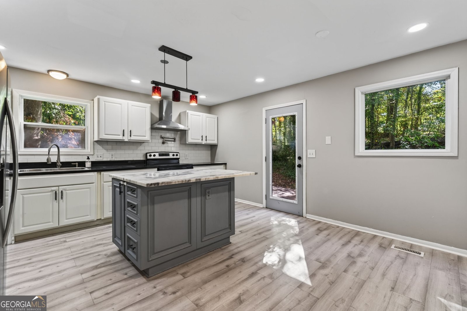 555 Glencove Drive Macon - Photo 13