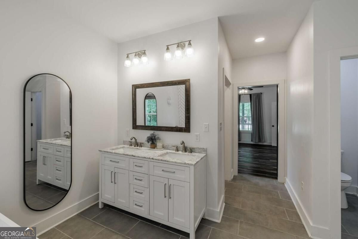 930 James Holcomb Road Hull - Photo 23