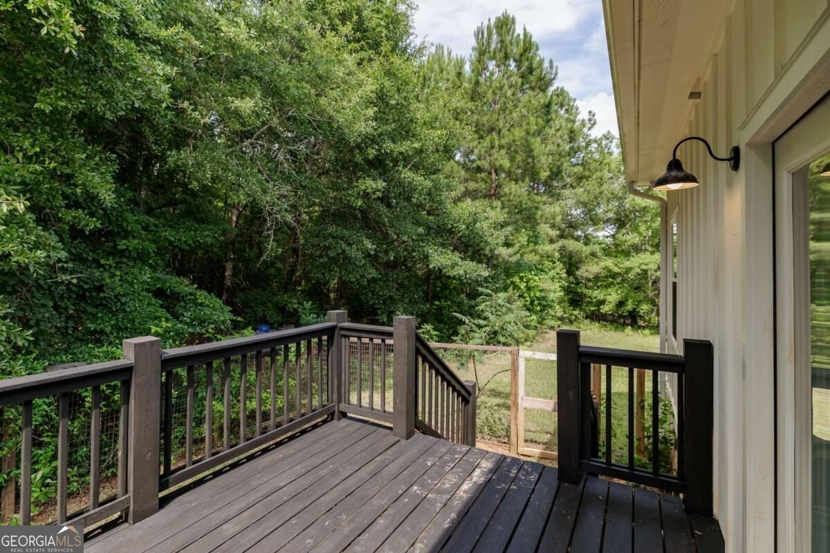 930 James Holcomb Road Hull - Photo 41
