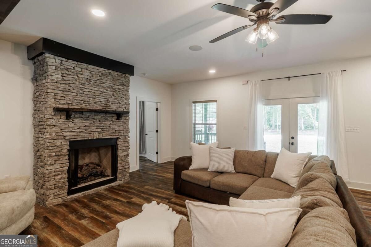930 James Holcomb Road Hull - Photo 7