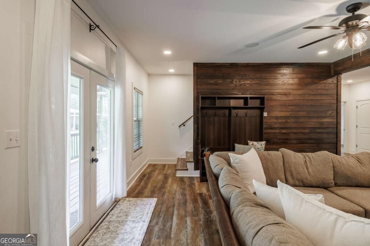 930 James Holcomb Road Hull - Photo 9