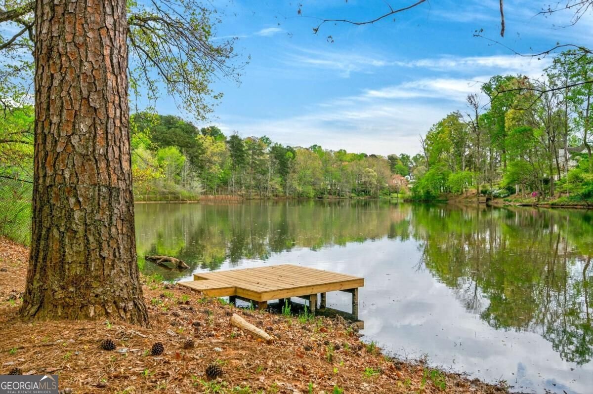 176 Arbour Run Suwanee - Photo 16