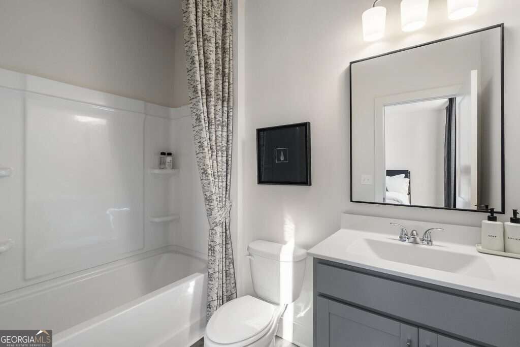 1355 Breezy Street SE Atlanta - Photo 11