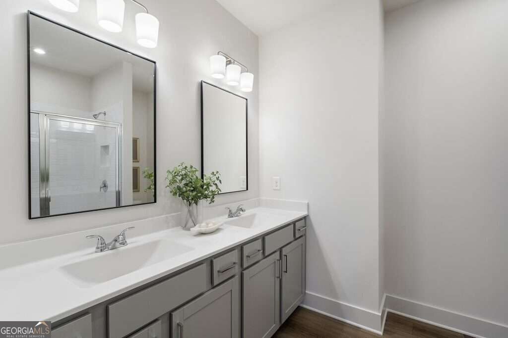 1355 Breezy Street SE Atlanta - Photo 12