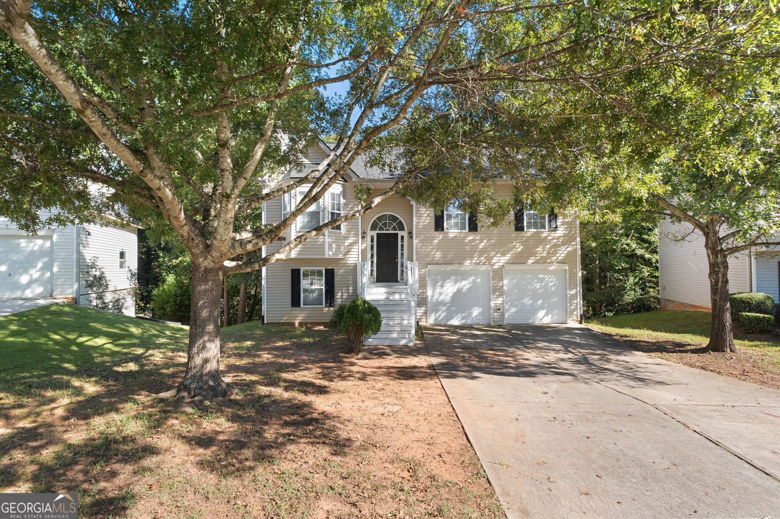 6570 Snowbird Lane Douglasville - main photo