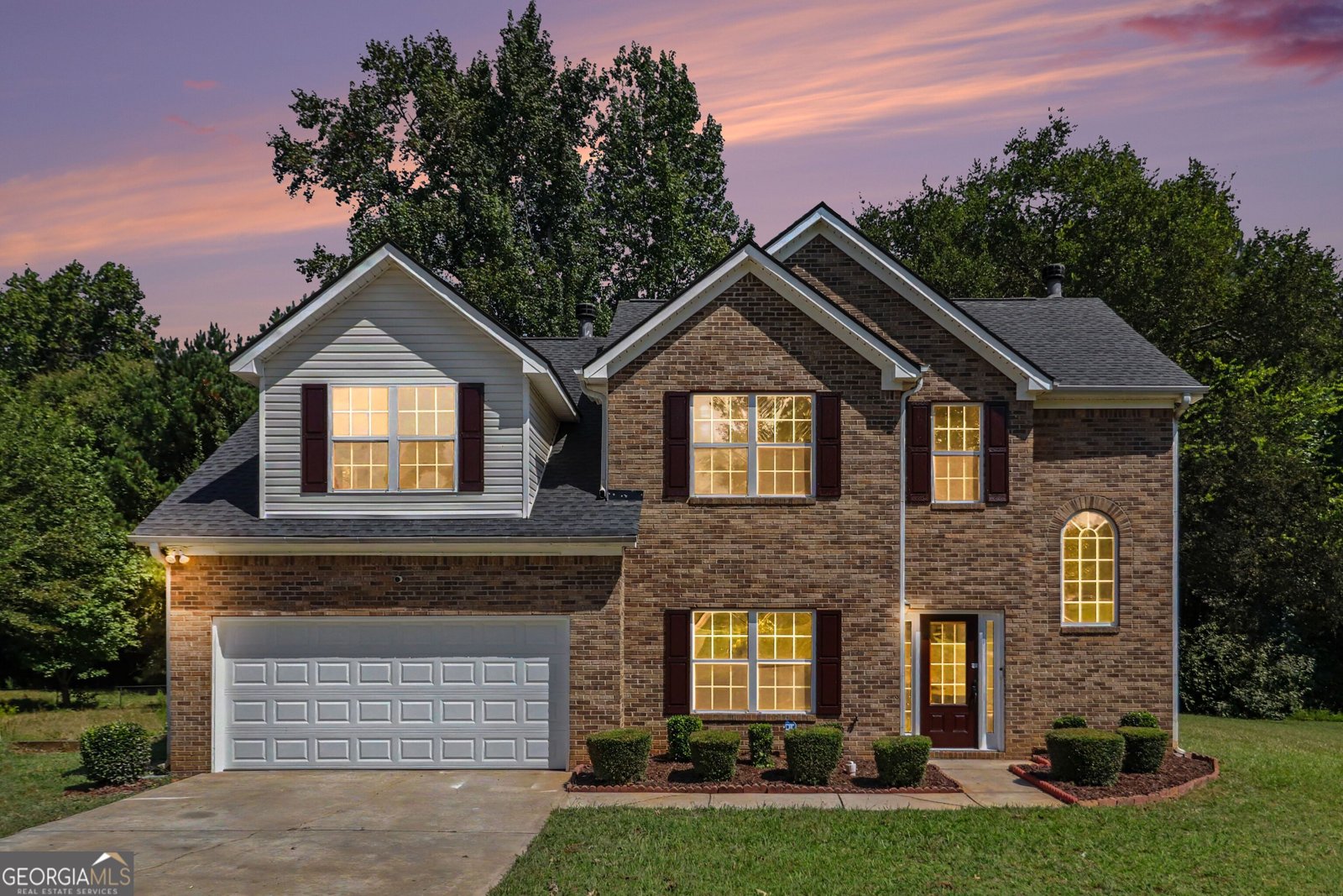 7145 Magnolia Lane Fairburn - main photo