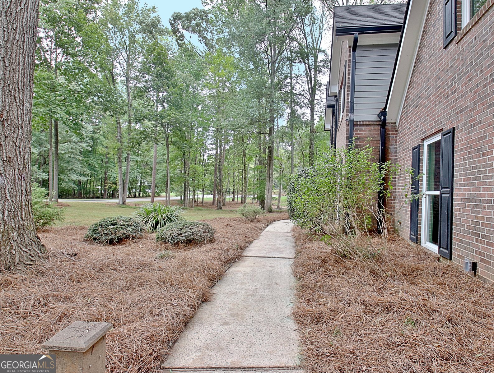 140 Cedar Creek Court Fayetteville - Photo 11