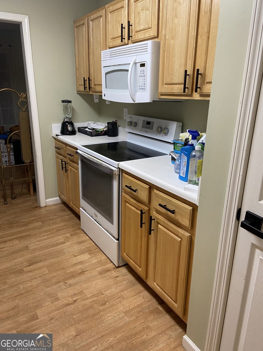 126 Caroline Court Gay - Photo 8