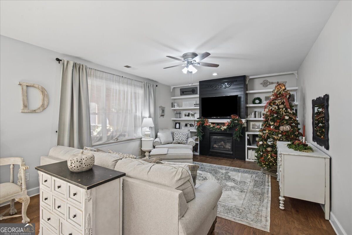 211 Woodview Lane Woodstock - Photo 13