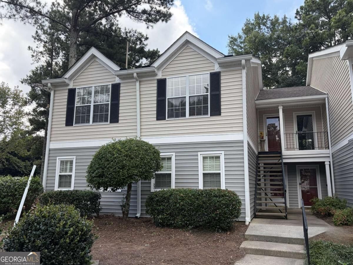 3062 Westwood Way Alpharetta - main photo