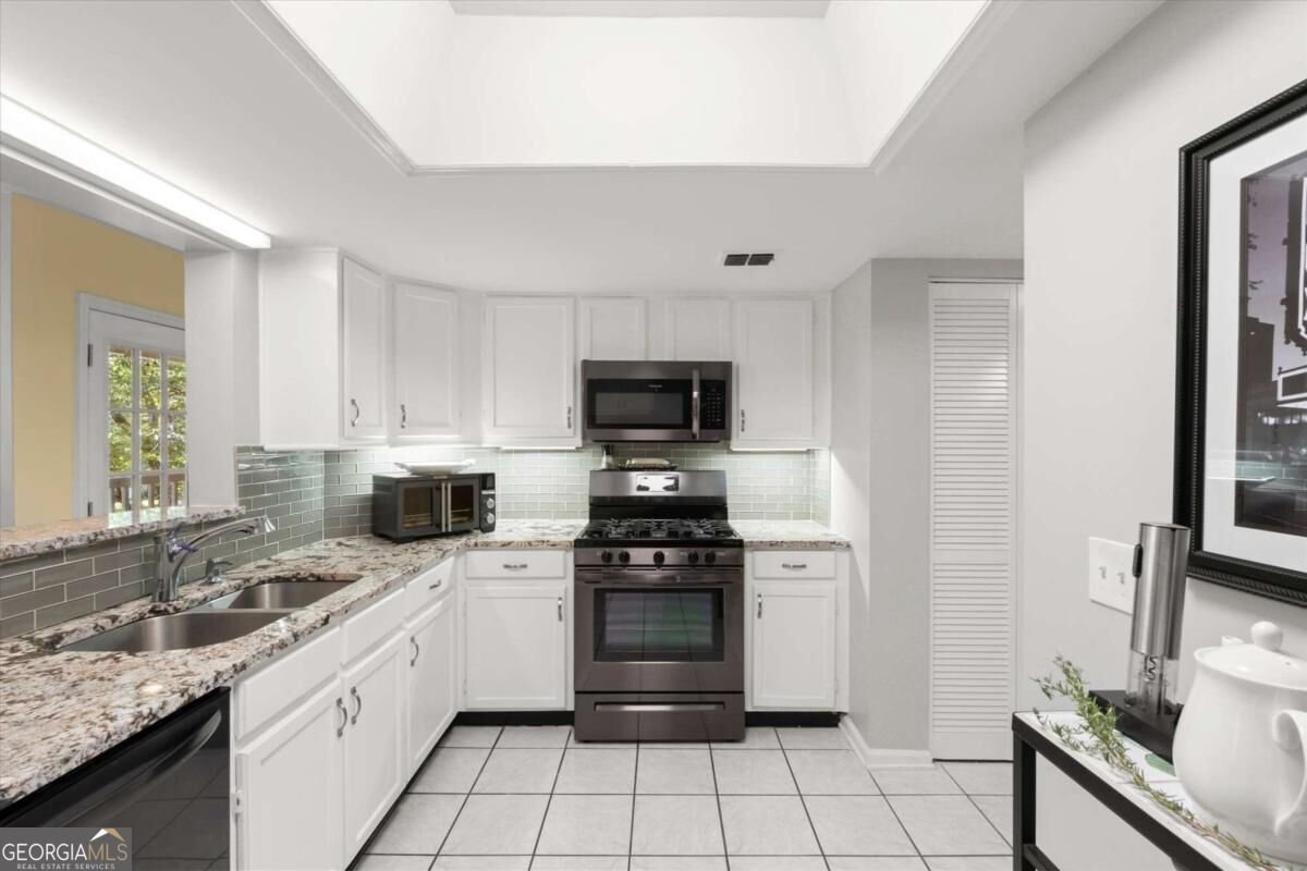 3062 Westwood Way Alpharetta - Photo 11