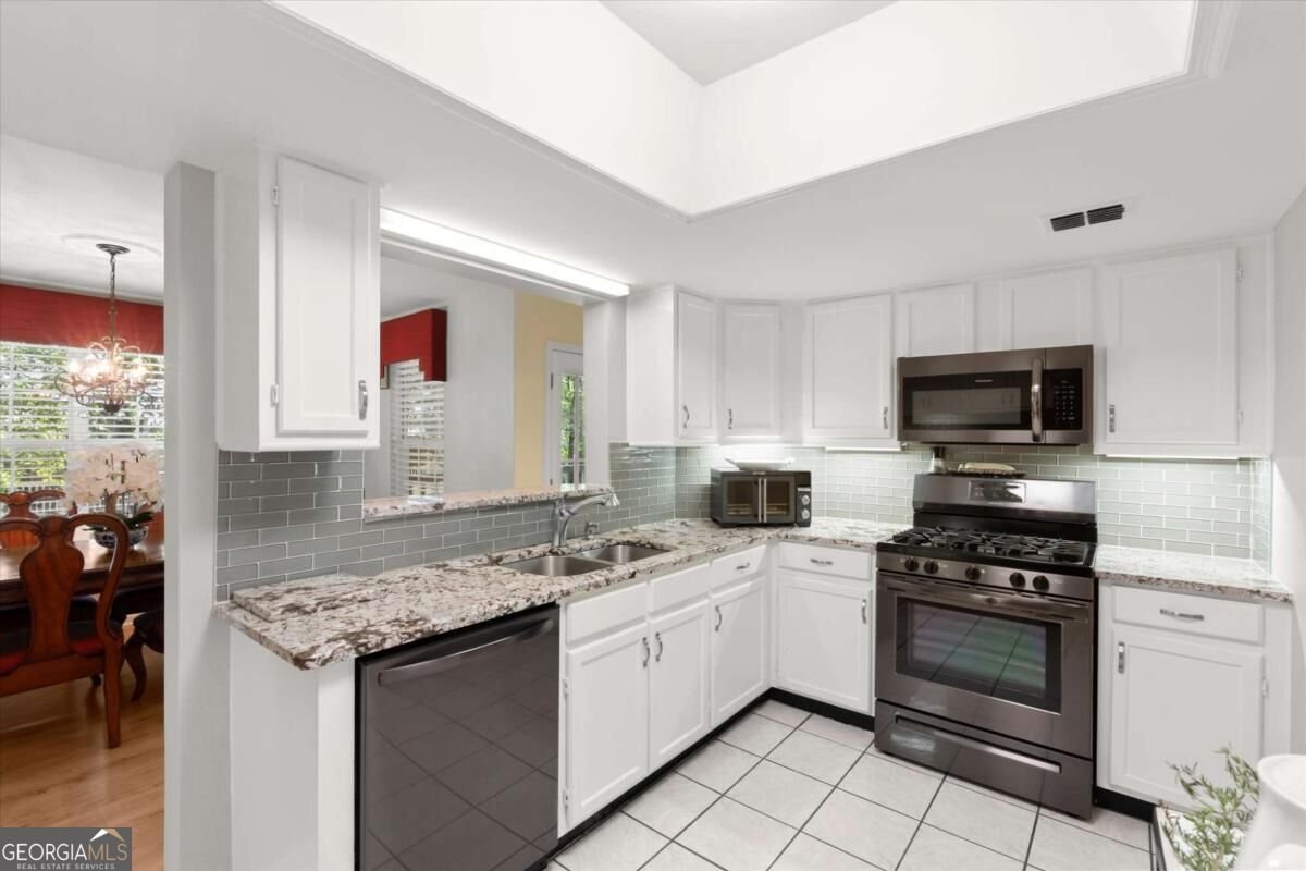 3062 Westwood Way Alpharetta - Photo 12