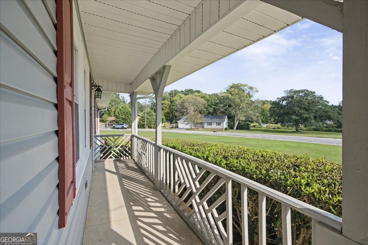 2293 Briarwood Circle Conyers - Photo 8
