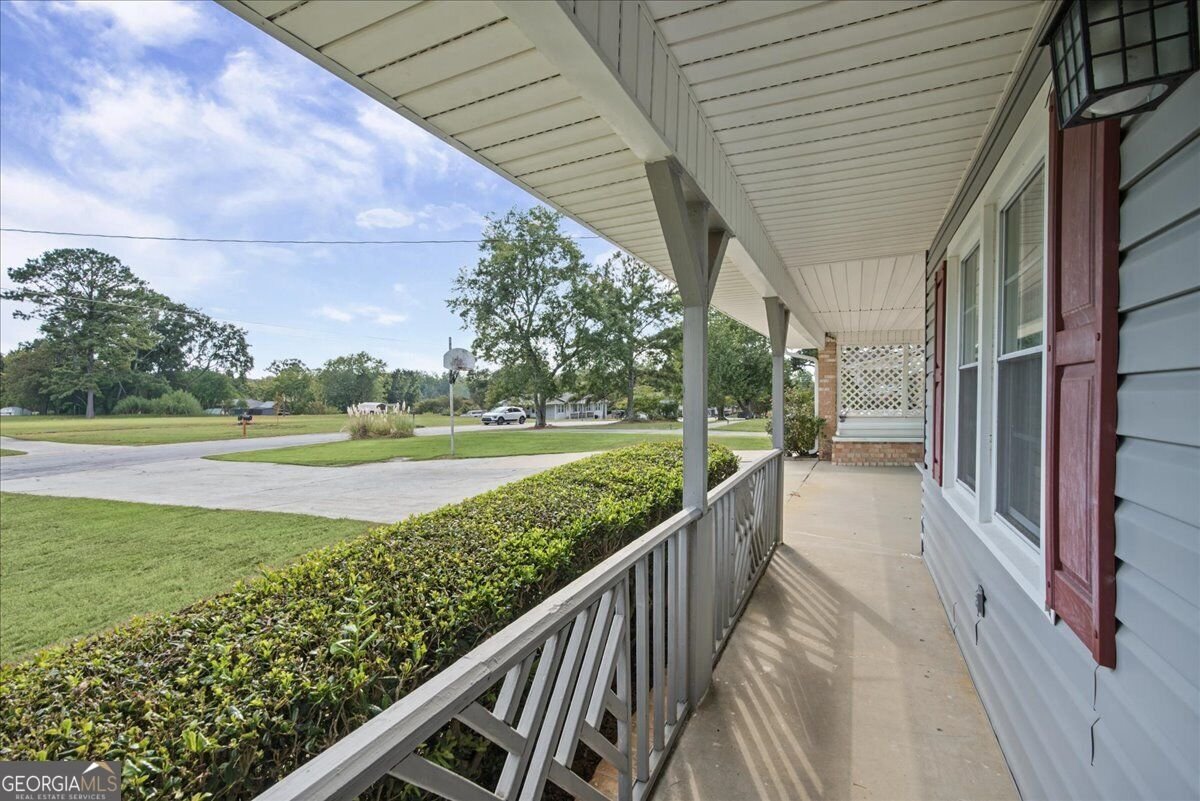 2293 Briarwood Circle Conyers - Photo 9