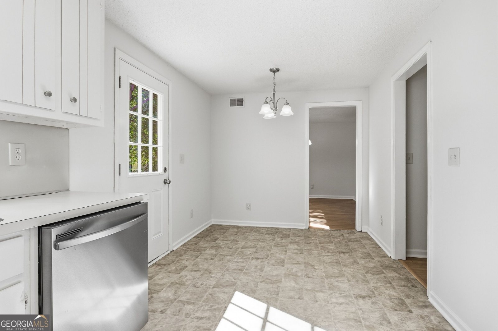 4400 Hidden Meadow Circle Sugar Hill - Photo 10
