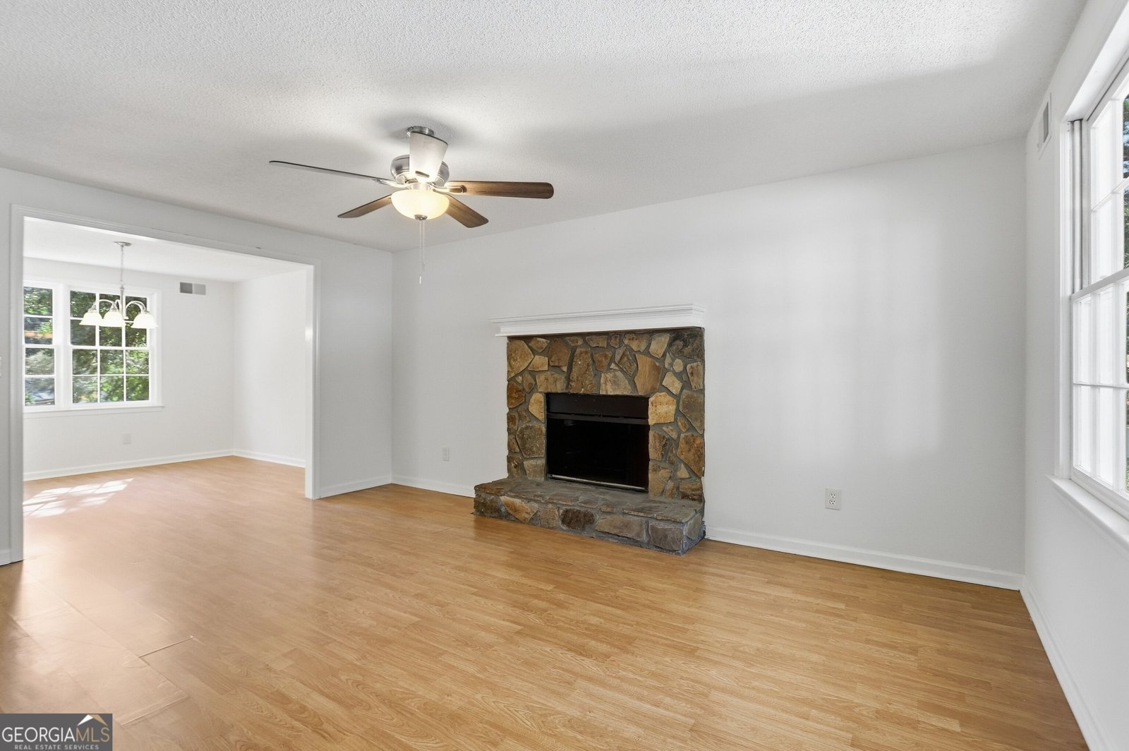 4400 Hidden Meadow Circle Sugar Hill - Photo 7