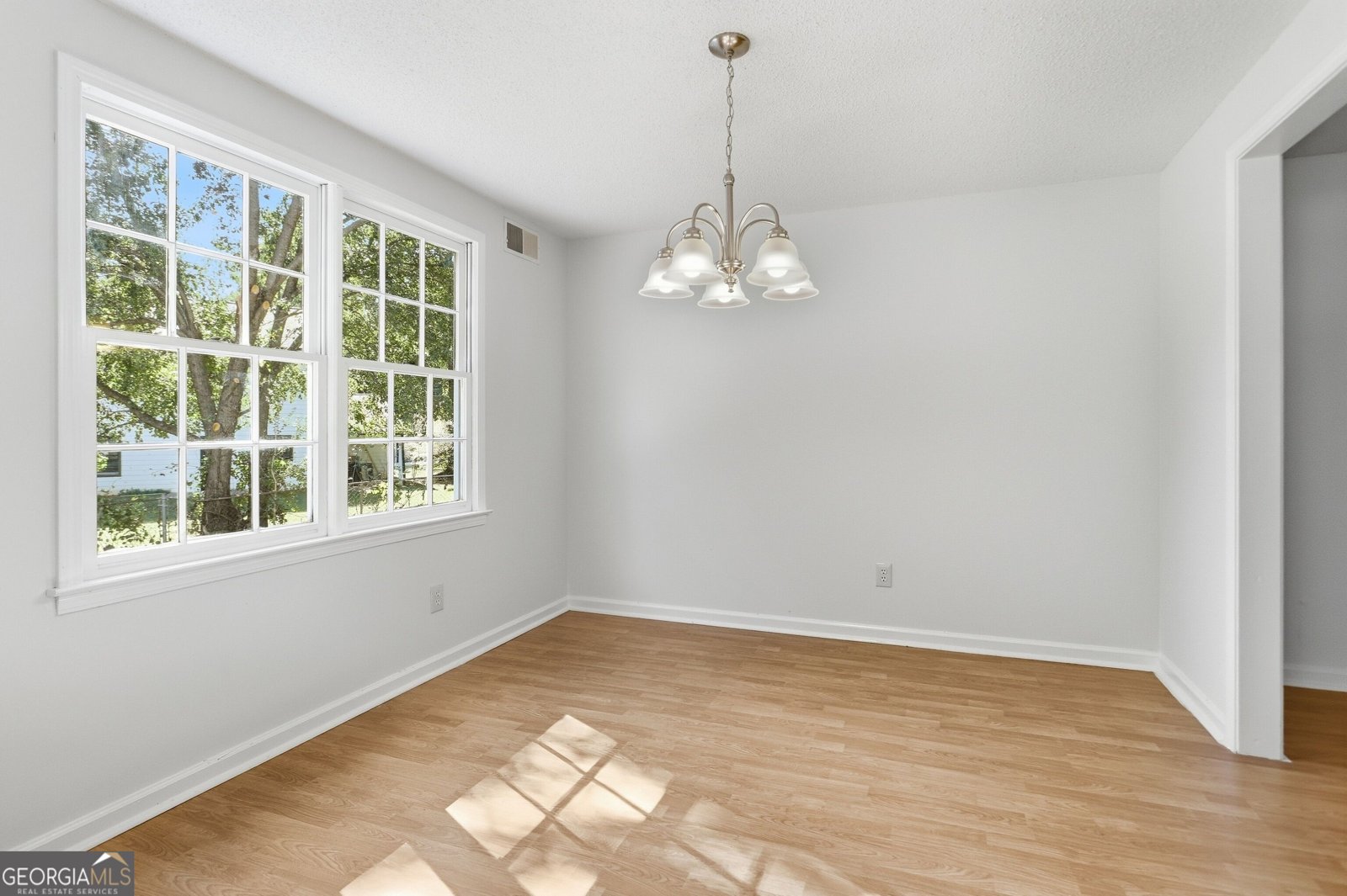 4400 Hidden Meadow Circle Sugar Hill - Photo 9