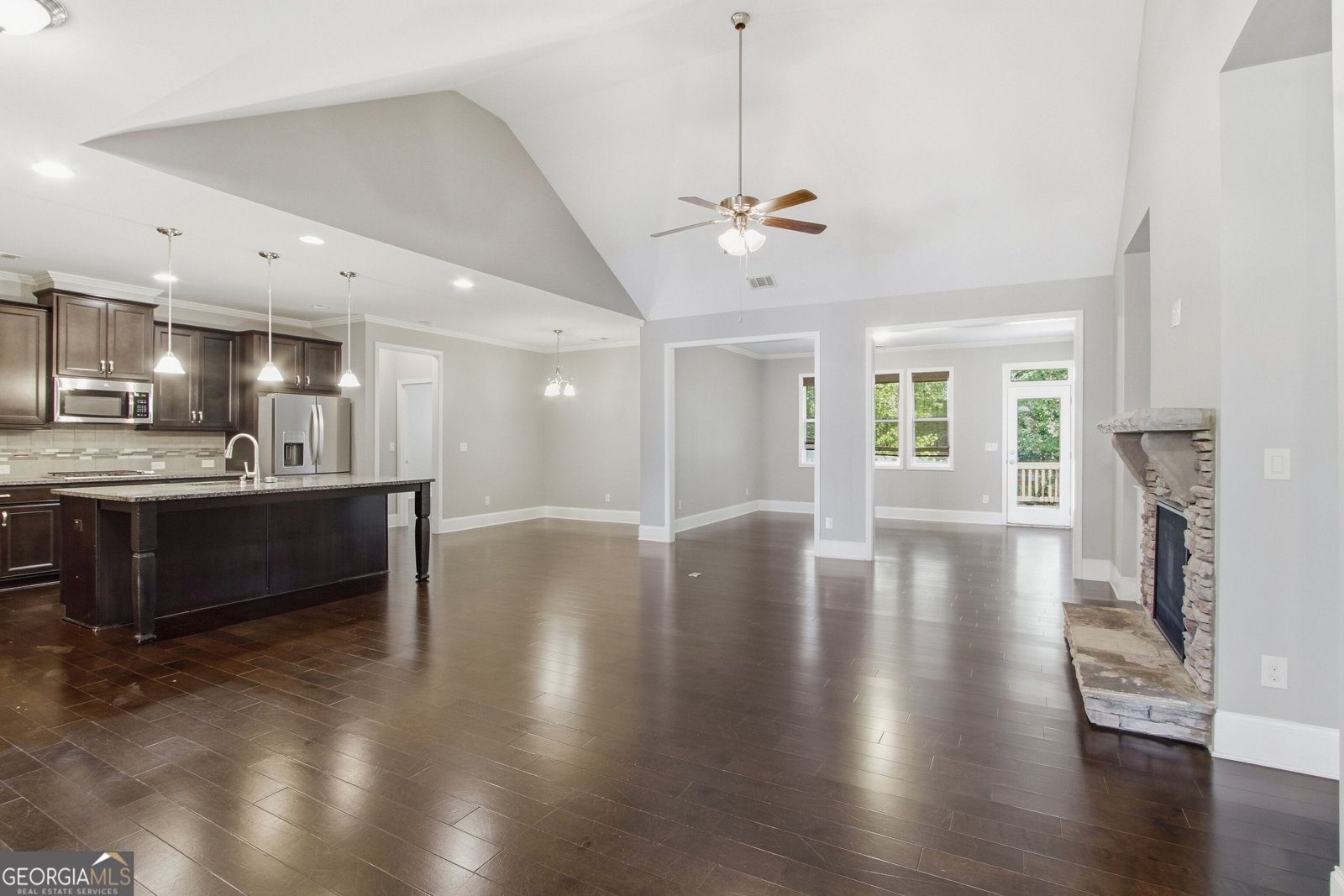 6785 Bransford Drive Cumming - Photo 11