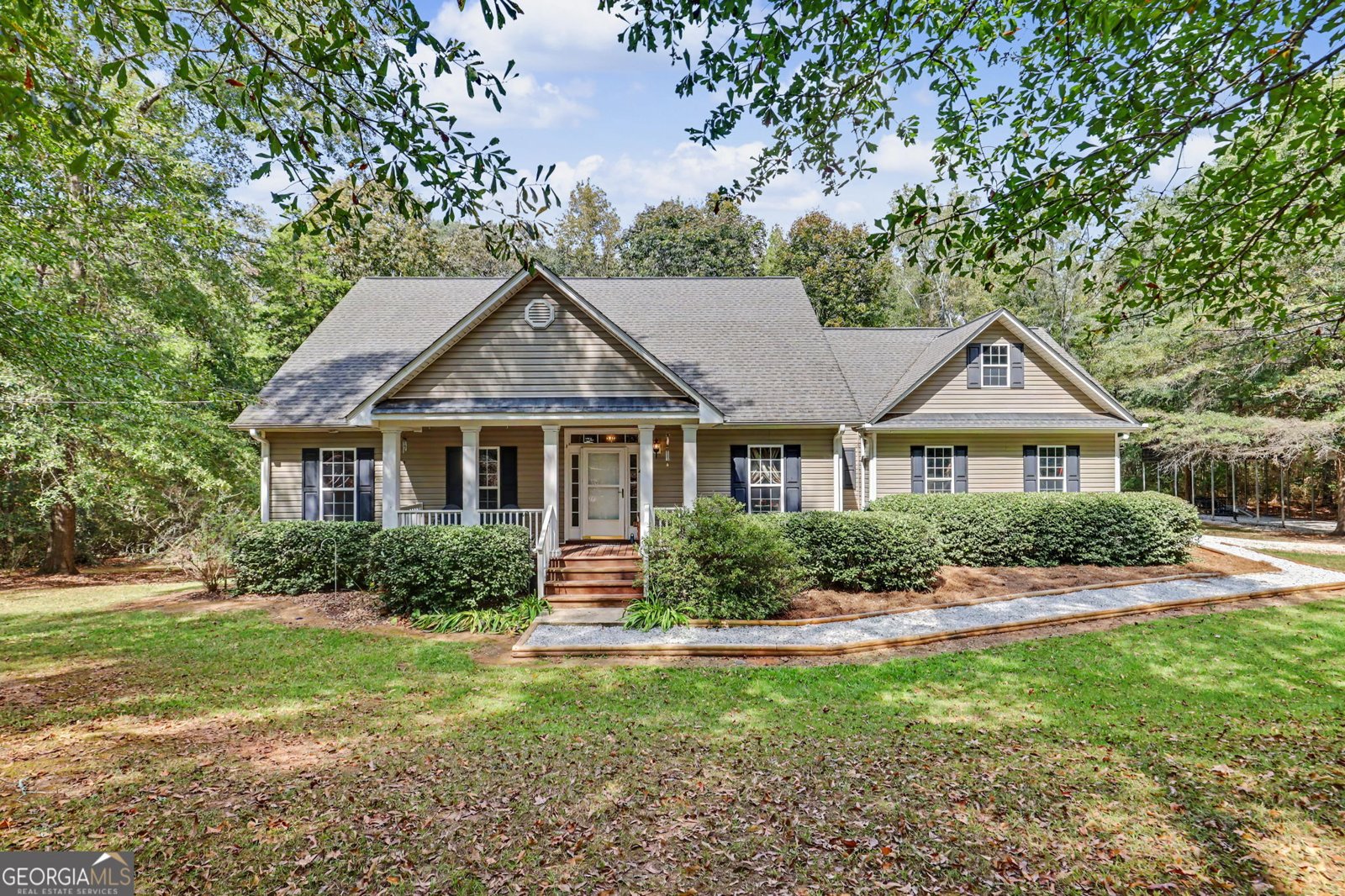830 Lord Fleming Road Comer - main photo