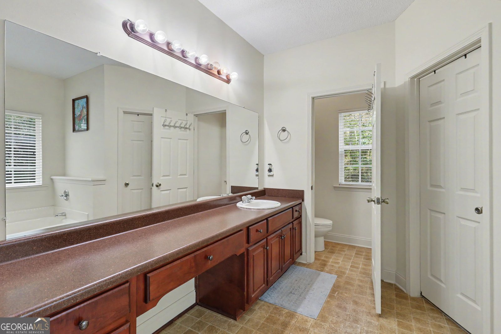 830 Lord Fleming Road Comer - Photo 29