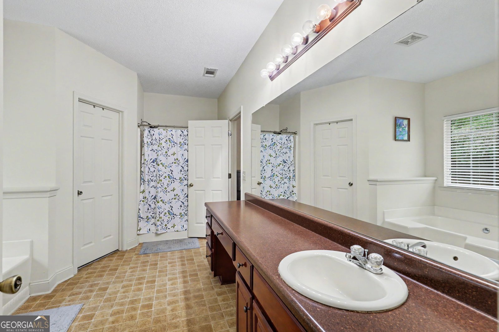 830 Lord Fleming Road Comer - Photo 30