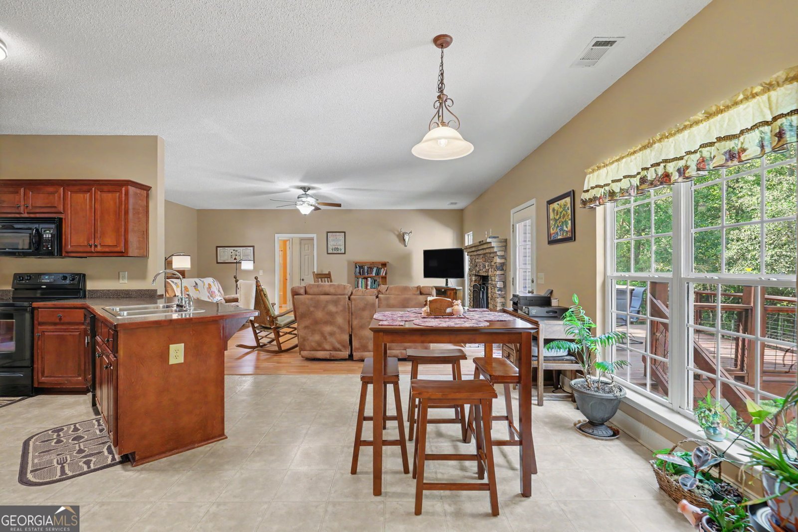 830 Lord Fleming Road Comer - Photo 40