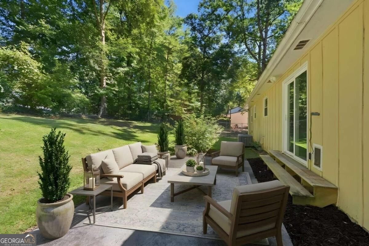 490 Valley Creek Road Mableton - Photo 12