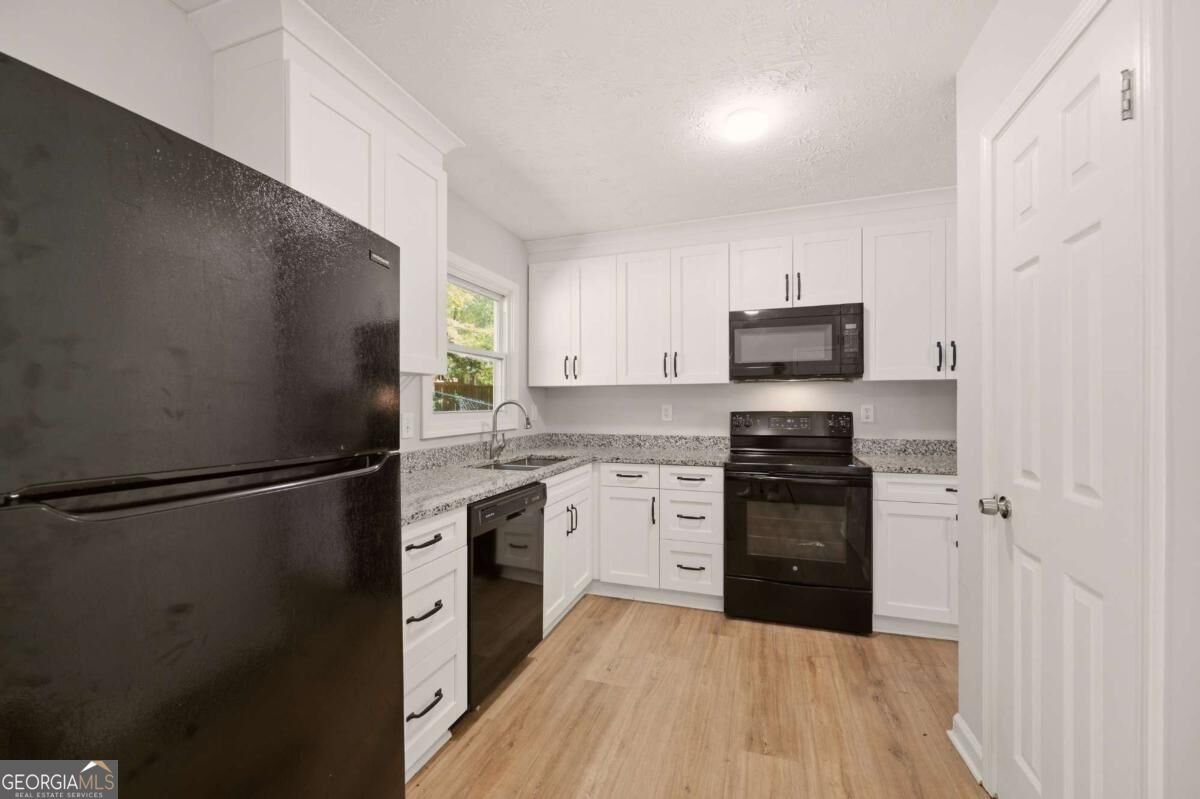 490 Valley Creek Road Mableton - Photo 14